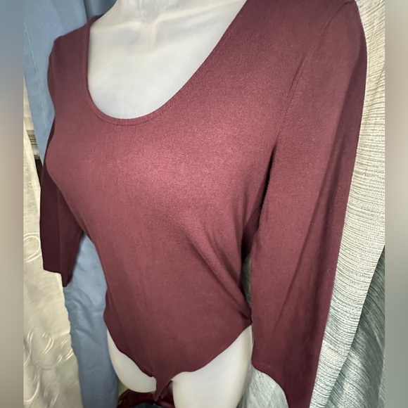 GAP - Maroon 3/4 Long Sleeve Body Suit   Women’s - Size Small (4-6) - Picture 9 of 9